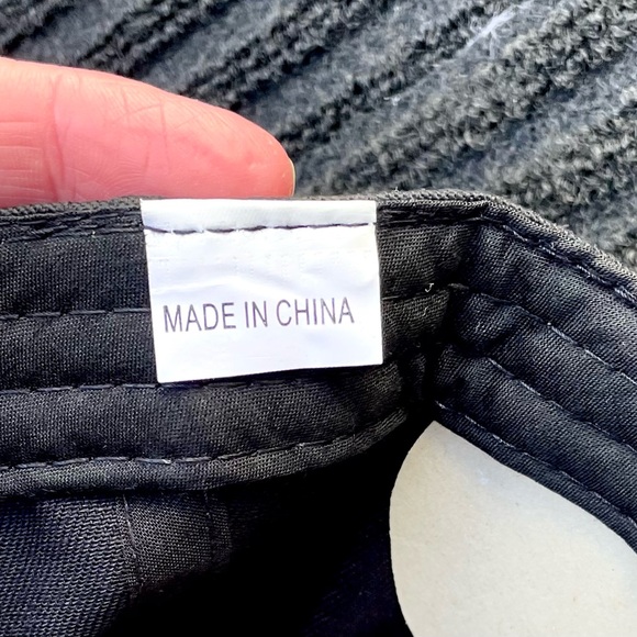 *NWOT* NASCAR #15 Menards Racing Hat -Strapback Cap -Black/Yellow -Paul Menard - Picture 8 of 8